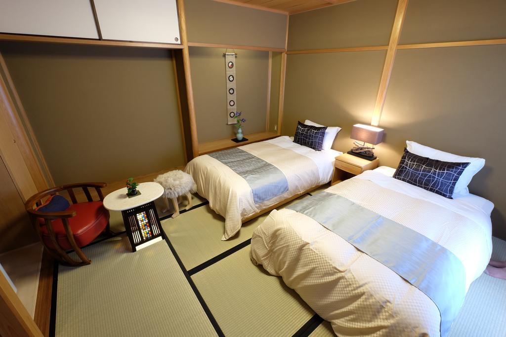 Miyagawacho Yoshii Hotel Quioto Quarto foto